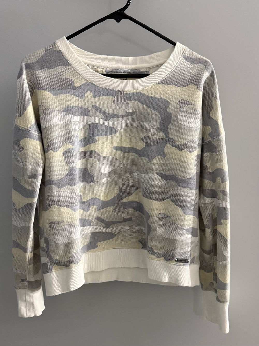 Converse sweatshirt